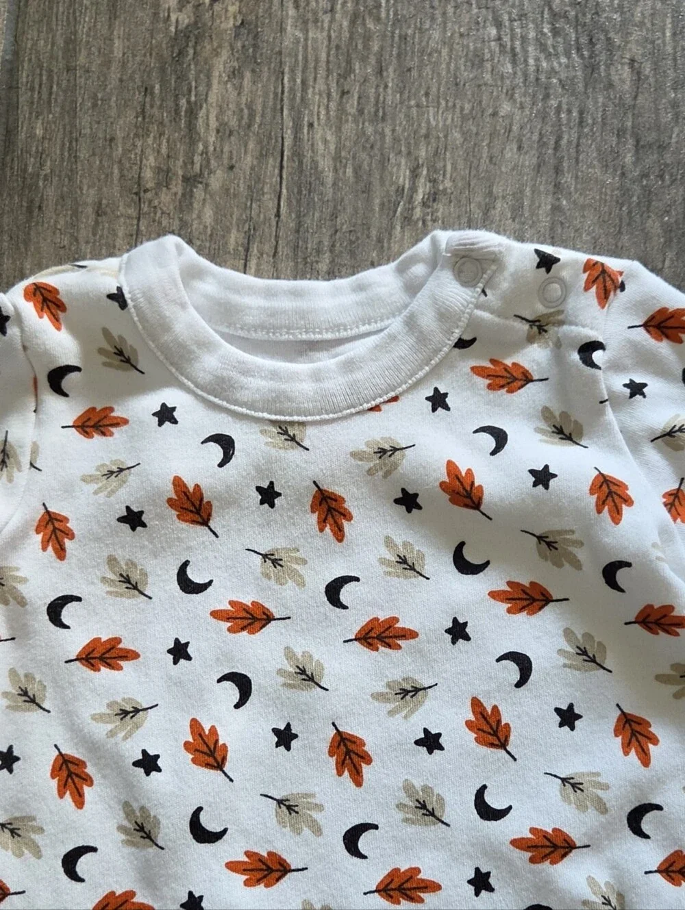 Zutano EUC 6 Months White/Black Leaf Print Shirt and Booties